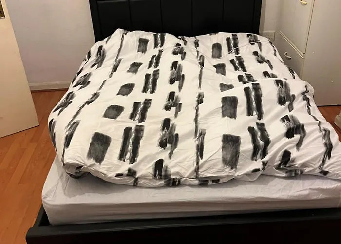 Private Room Near City Centre