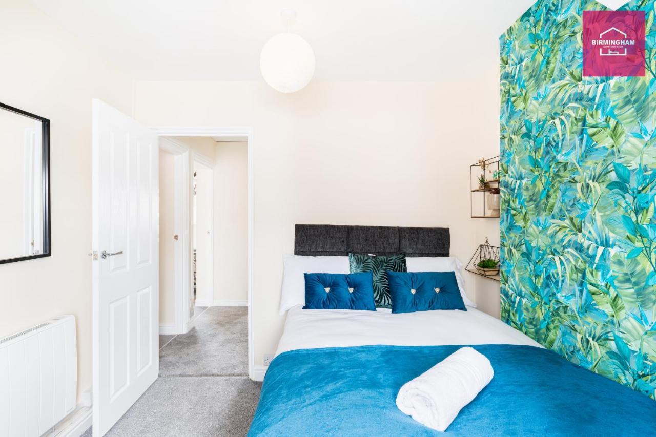 Coleshill Flexible Stay: Spacious 3-bedroom *
