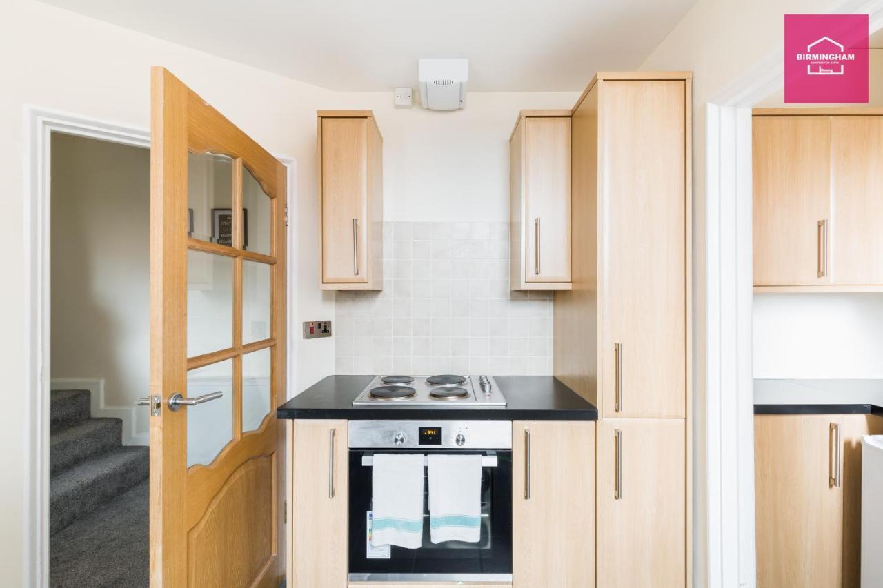 Apartment Coleshill Flexible Stay: Spacious 3-bedroom Birmingham