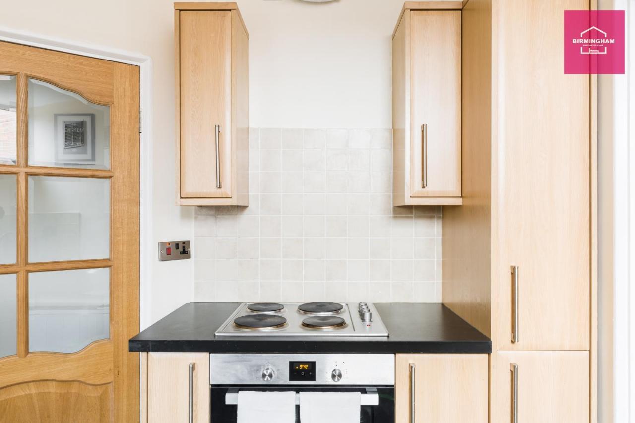 Coleshill Flexible Stay: Spacious 3-bedroom Apartment *