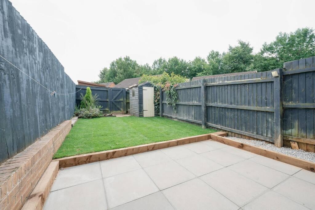Holiday home Stylish 2-bed Contractor Haven: Nec & Airport Proximity