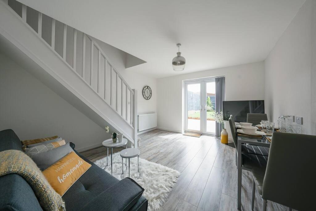 Stylish 2-bed Contractor Haven: Nec & Airport Proximity * Birmingham