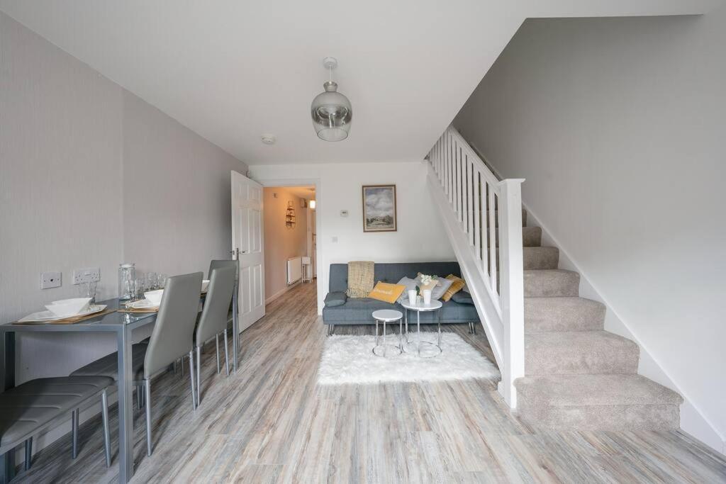 Holiday home Stylish 2-bed Contractor Haven: Nec & Airport Proximity