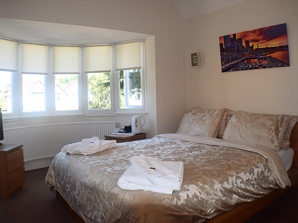 Broad Oaks Bed & Breakfast 3*