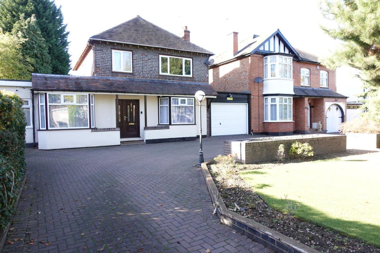 Huge 9 Bed Sleeps 17, Near Nec, Centre, Hs2