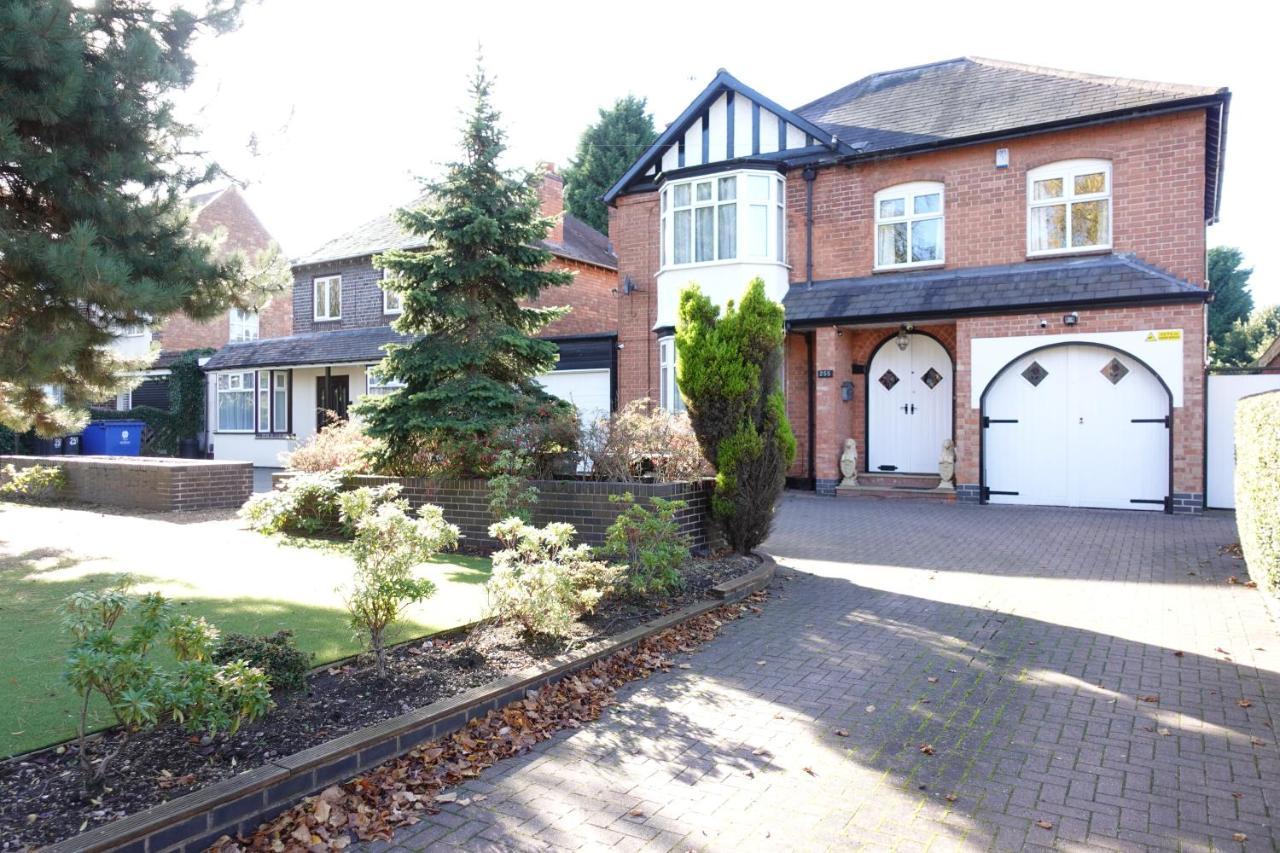 Holiday home Huge 9 Bed Sleeps 17, Near Nec, Centre, Hs2 *