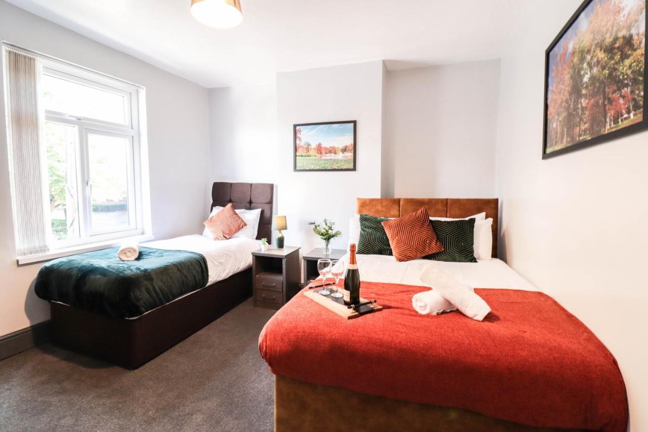 Cosy Contractor House - Free Wifi! Holiday home
