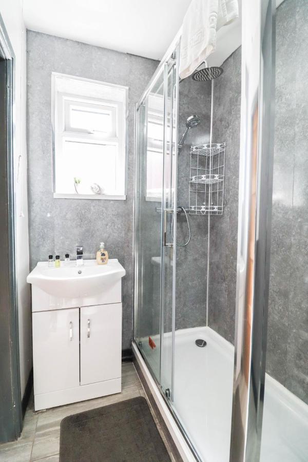 Holiday home Cosy Contractor House - Free Wifi! *