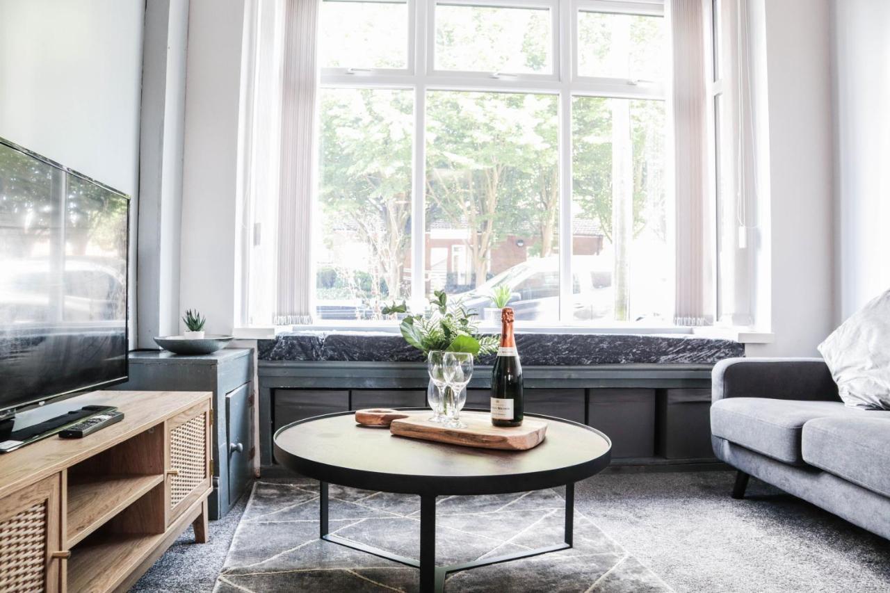 Cosy Contractor House - Free Wifi! *
