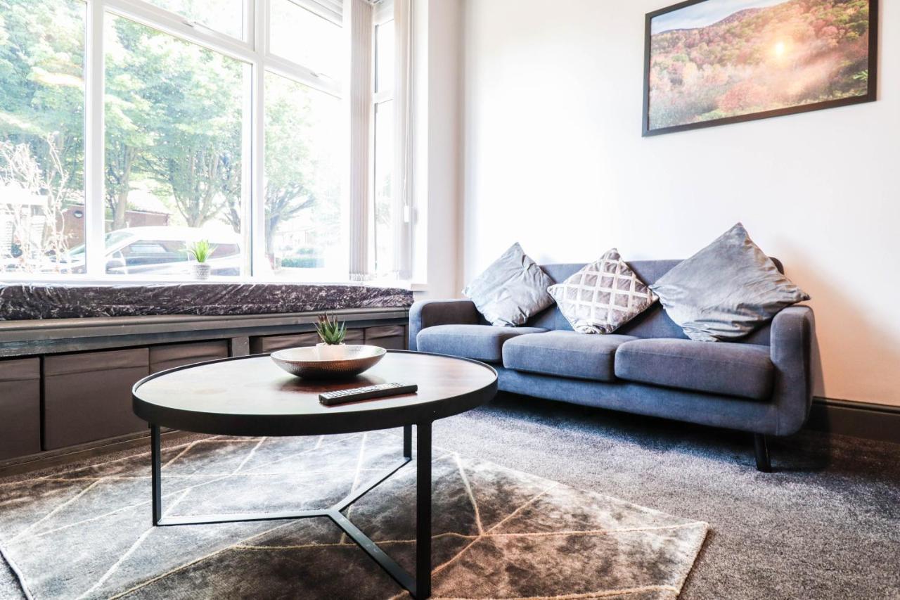 Cosy Contractor House - Free Wifi! Birmingham