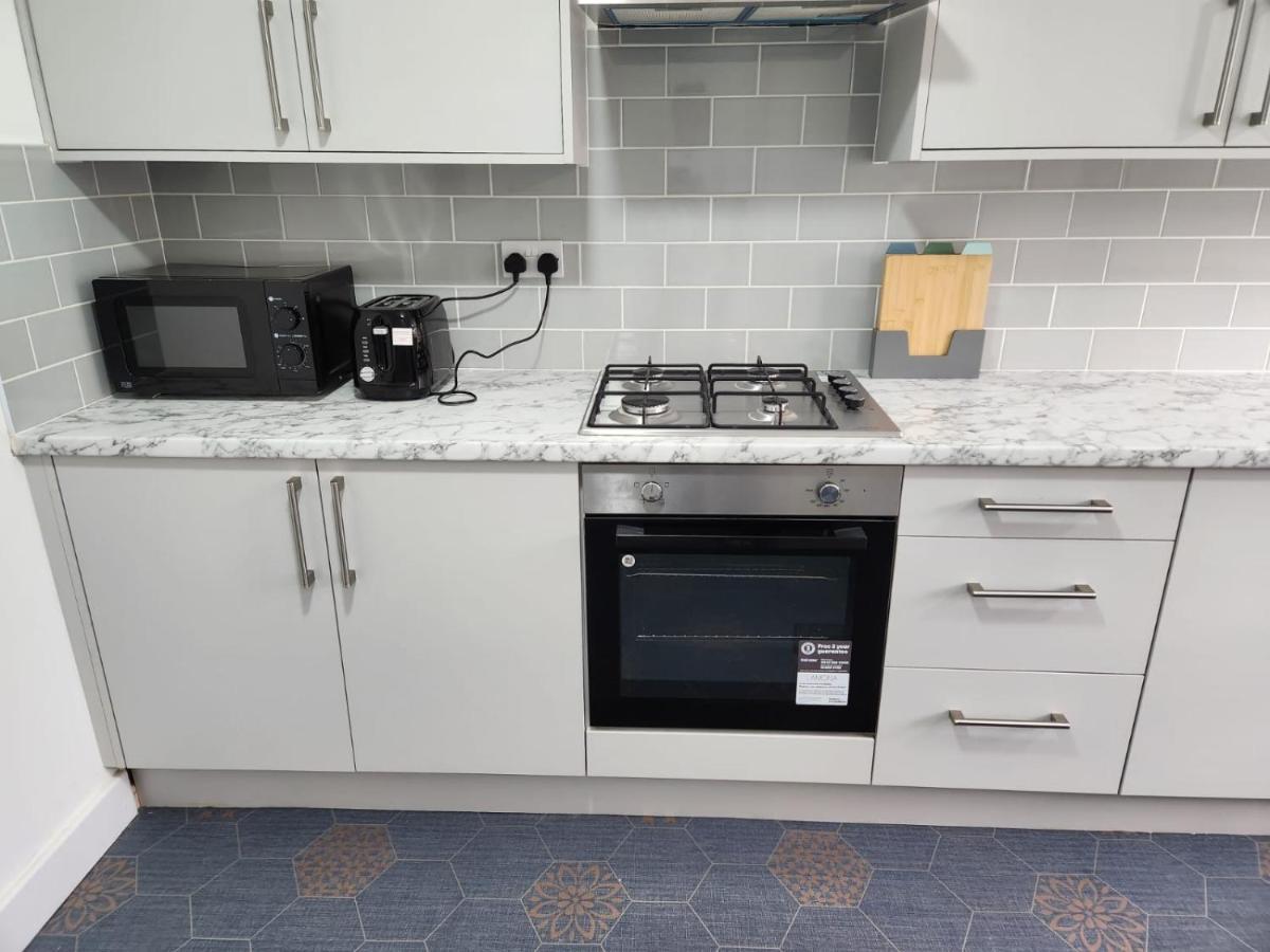 4 Bedroom 2 Bathroom Shared House - Near Bhx And Nec Guest house Birmingham