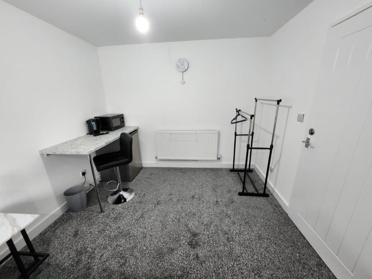 Guest house 4 Bedroom 2 Bathroom Shared House - Near Bhx And Nec