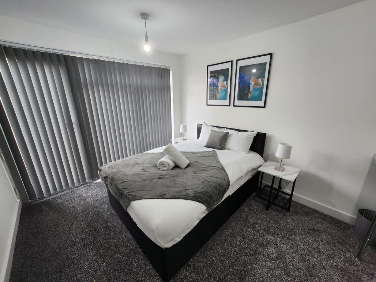 4 Bedroom 2 Bathroom Shared House - Near Bhx And Nec Guest house Birmingham