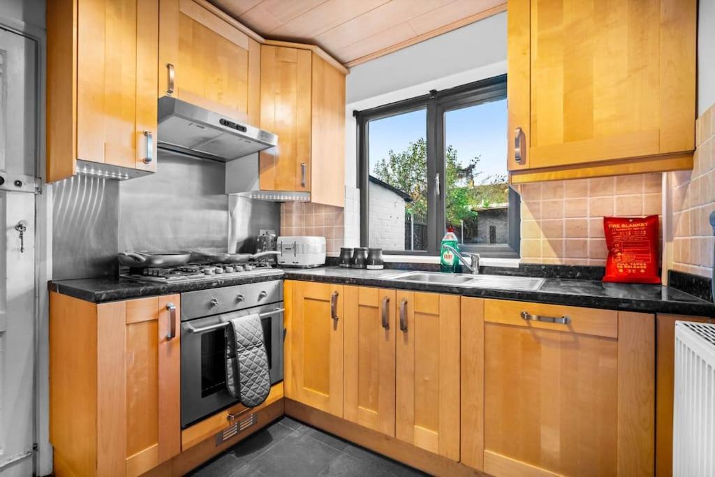 Holiday home Jlr,nec,resort World,bham Airport,hs2 Contractor Birmingham