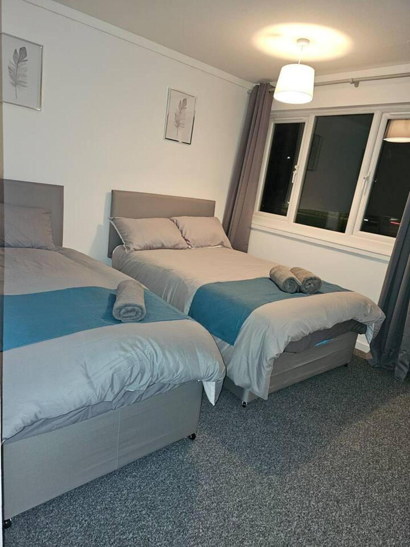 Holiday home Immaculate 3bedroom House In *