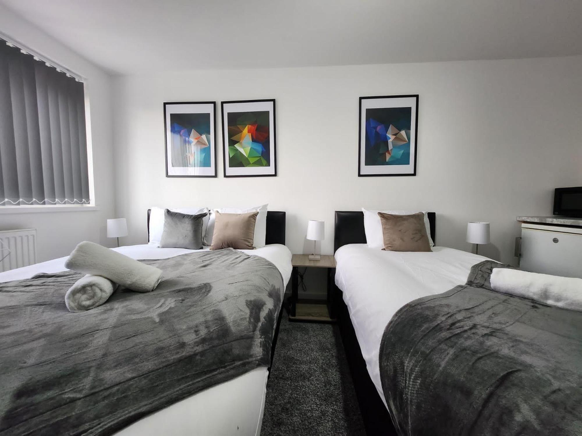 4 Bedroom 2 Bathroom Shared House - Near Bhx And Nec Birmingham