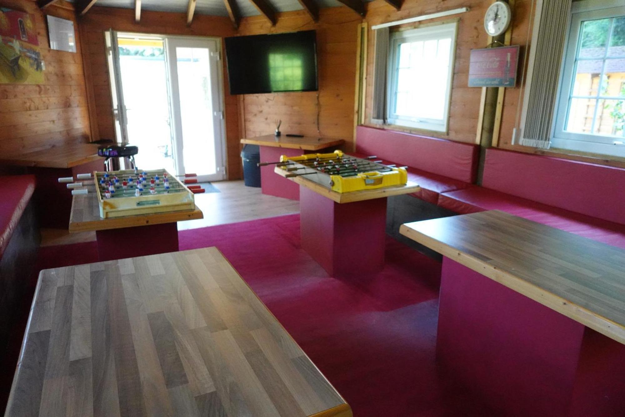 Holiday home Huge 9 Bed Sleeps 17, Near Nec, Centre, Hs2 *