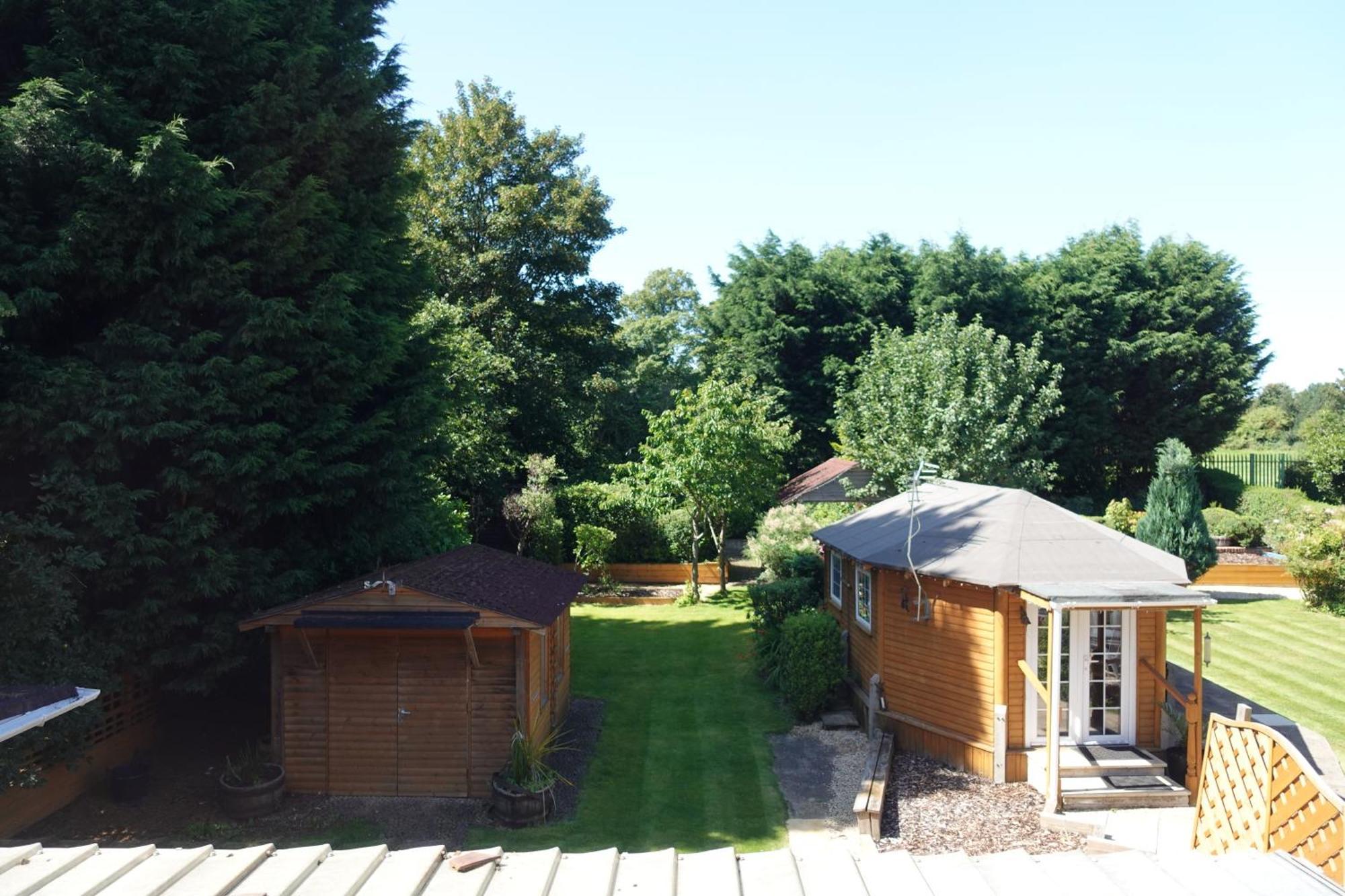 Huge 9 Bed Sleeps 17, Near Nec, Centre, Hs2 Holiday home *