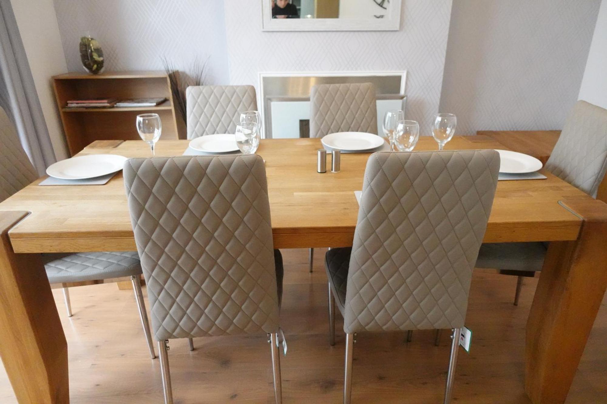 Huge 9 Bed Sleeps 17, Near Nec, Centre, Hs2 Holiday home *