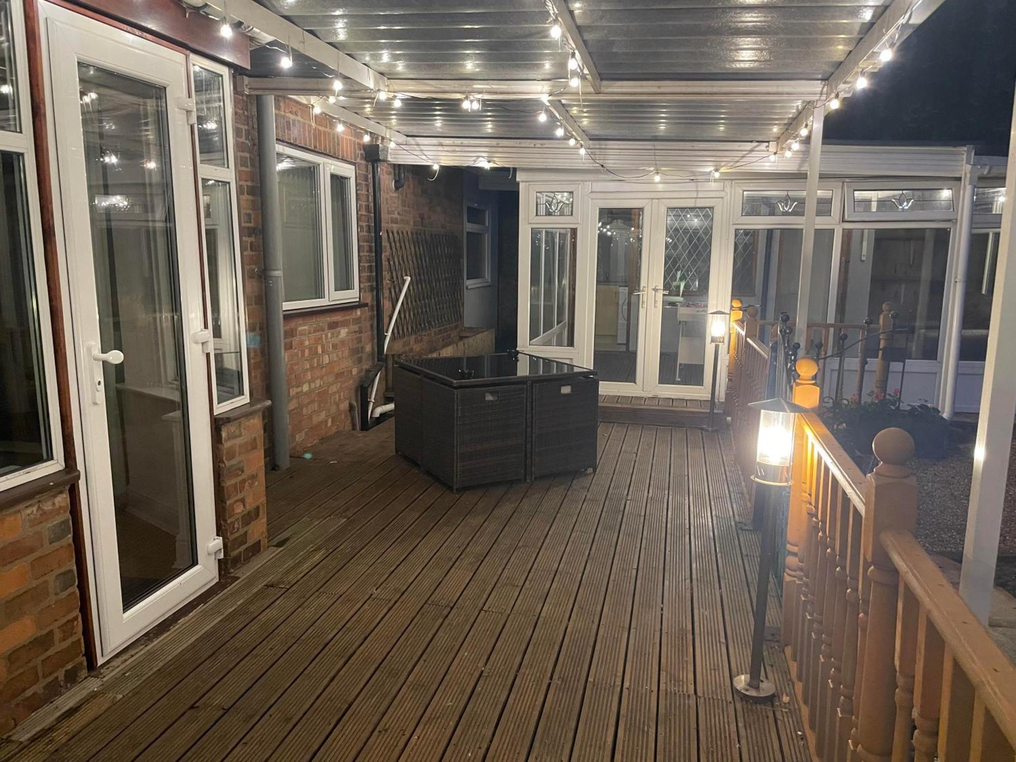 Holiday home Huge 9 Bed Sleeps 17, Near Nec, Centre, Hs2 *
