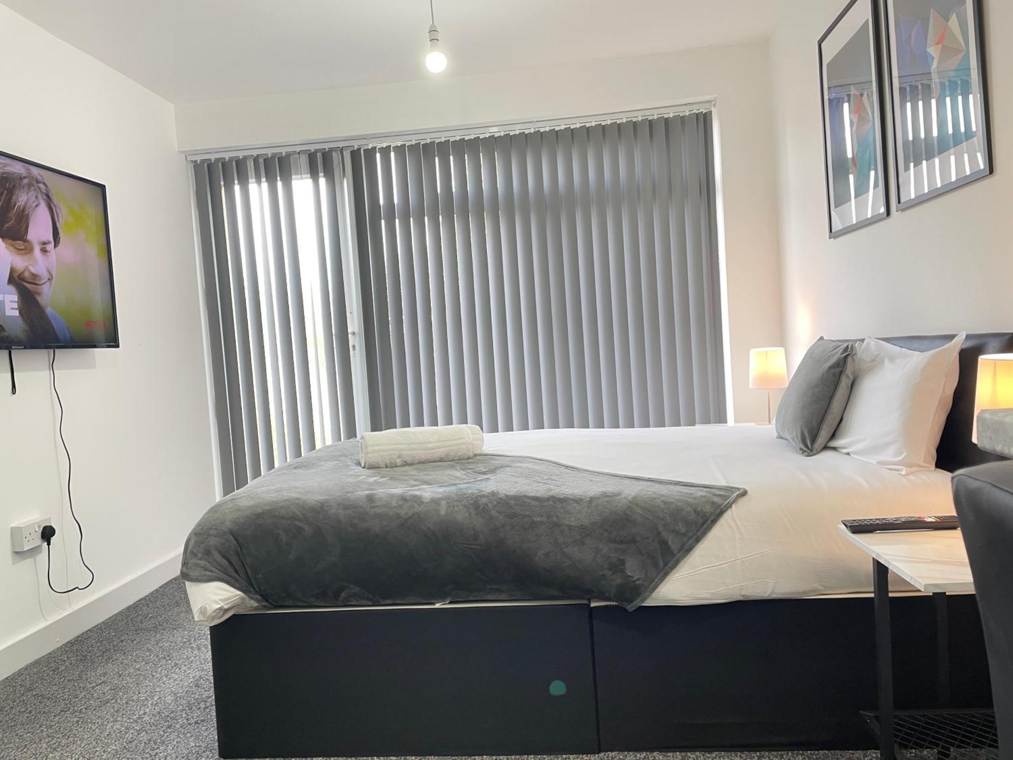 Guest house 4 Bedroom 2 Bathroom Shared House - Near Bhx And Nec
