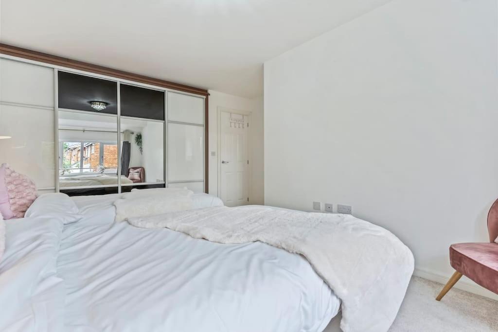 Luxury Modern House - 8 Mins To Nec, Airport Birmingham