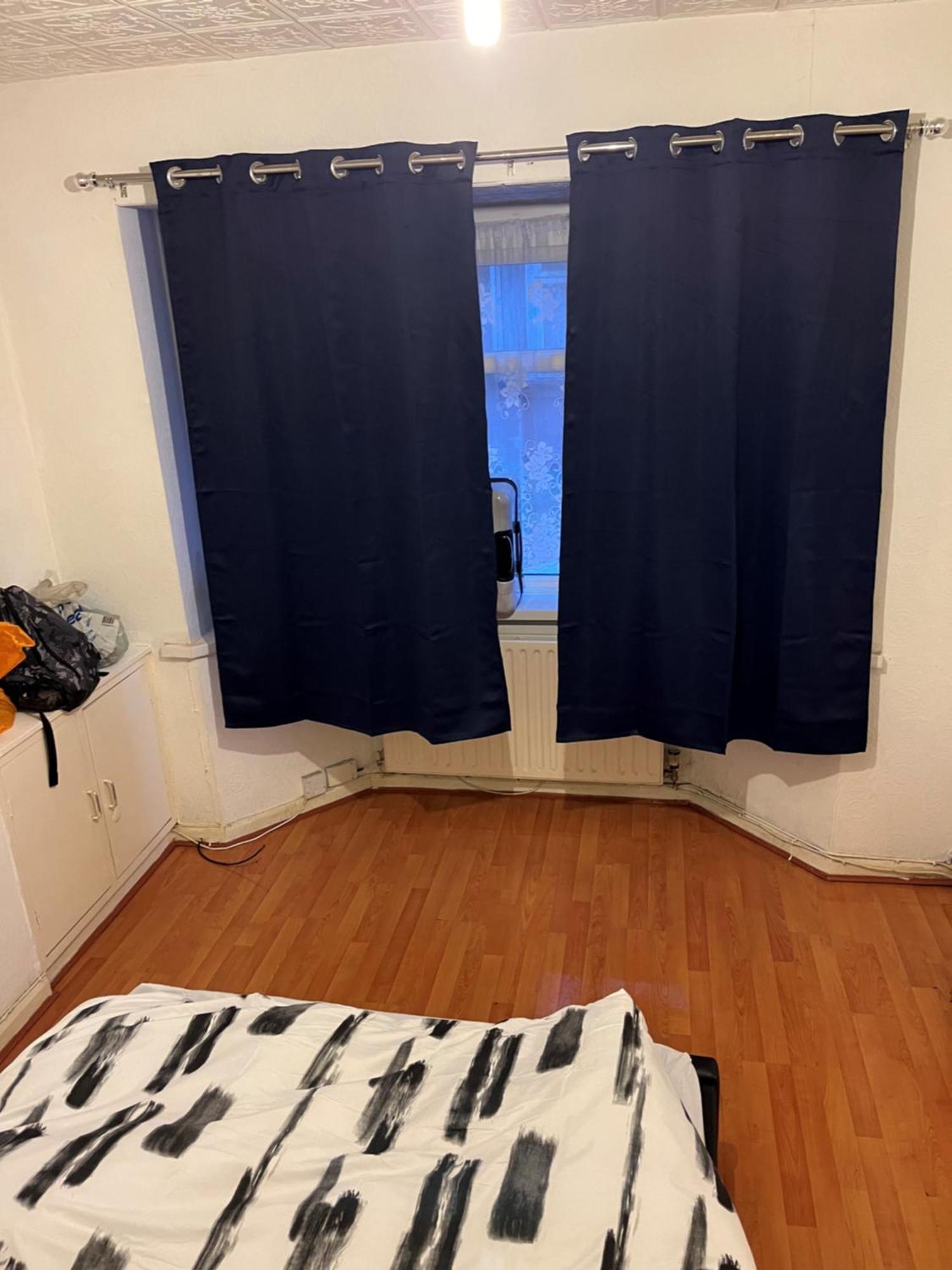 Private Near Centre *