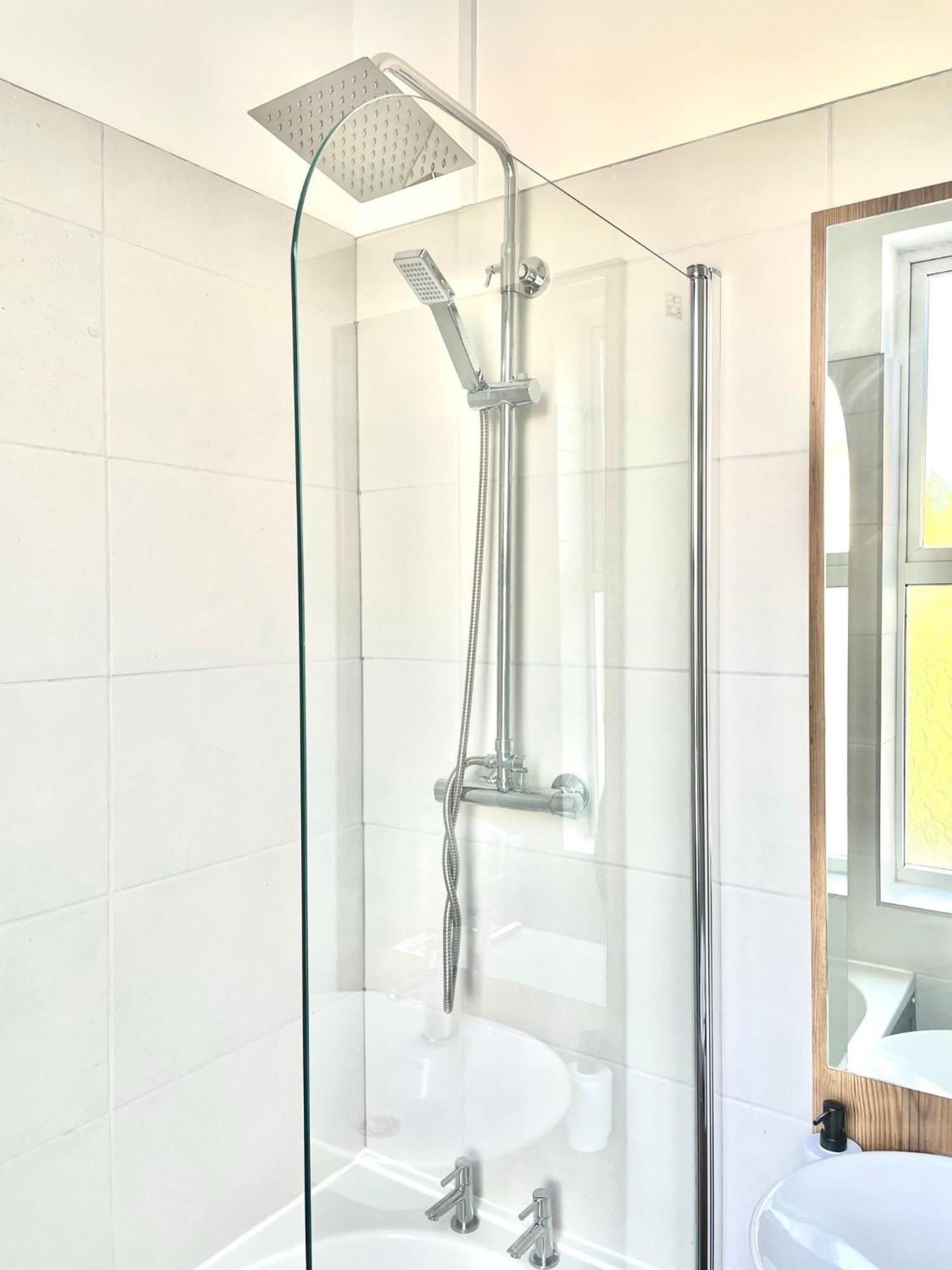 Apartment Vibrant 2 Bedroom Flat, Free Parking Birmingham