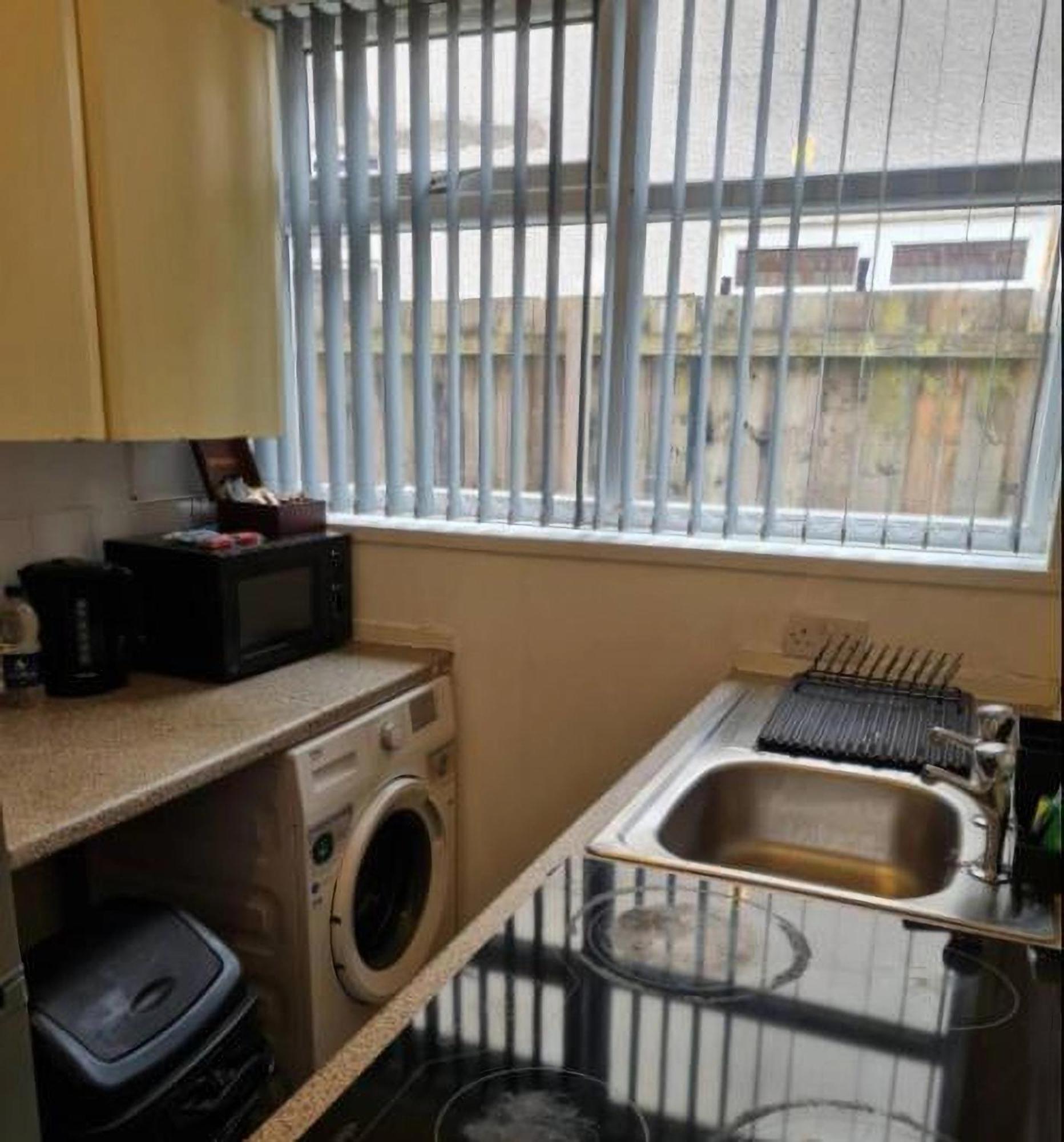 Tudors Esuites Budget * Birmingham