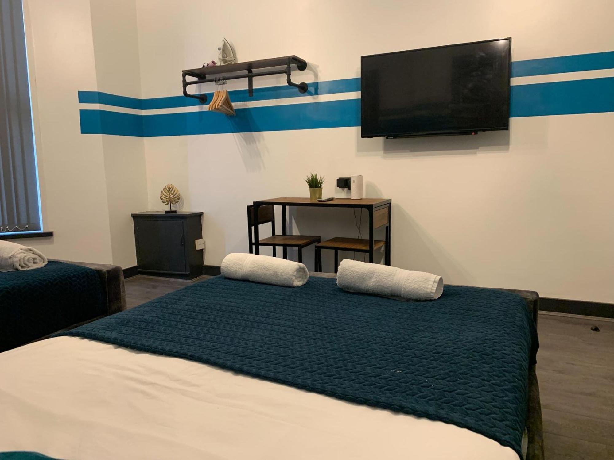 Tudors Esuites Two Bedroom Apartment *