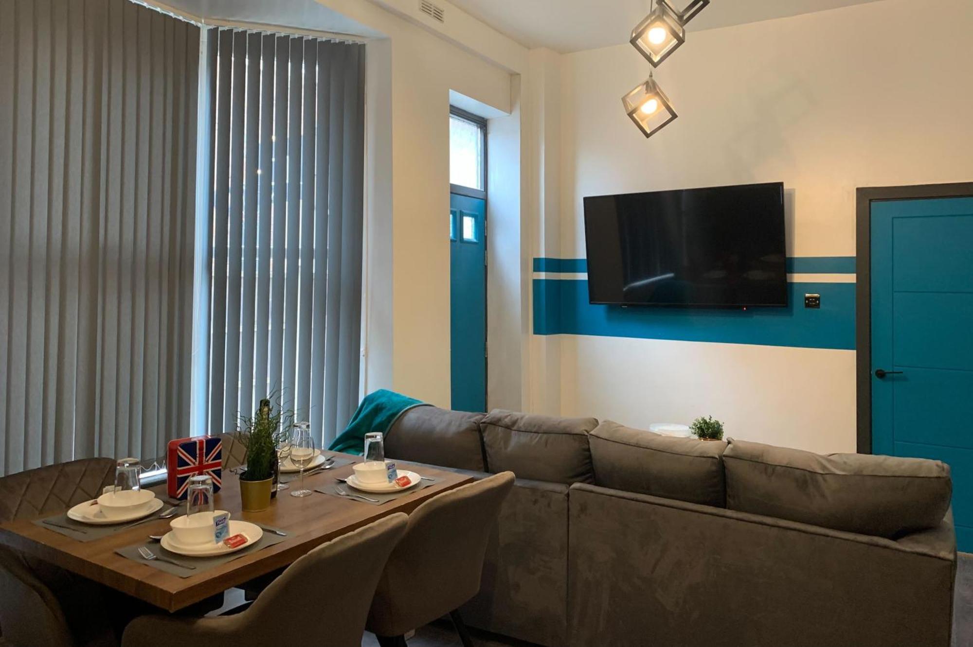 Apartment Tudors Esuites Two Bedroom