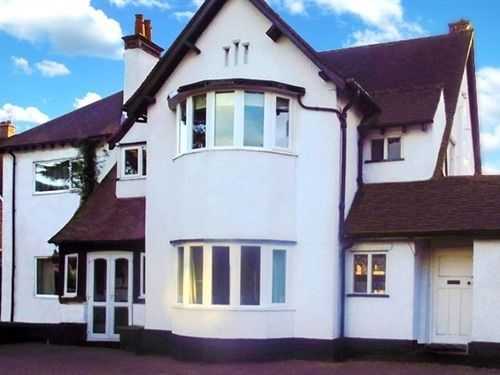 Broad Oaks Solihull