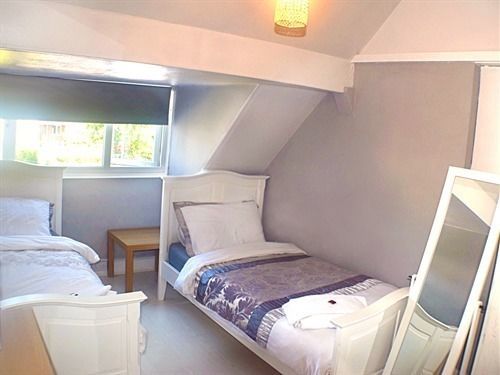 Bed & Breakfast Broad Oaks 3*