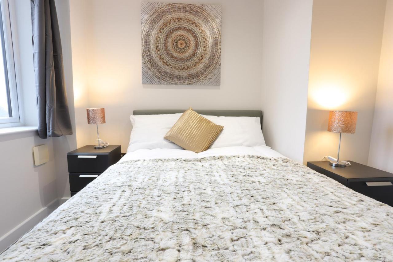 Necairport Interchange Shortstay Homebase Apartment
