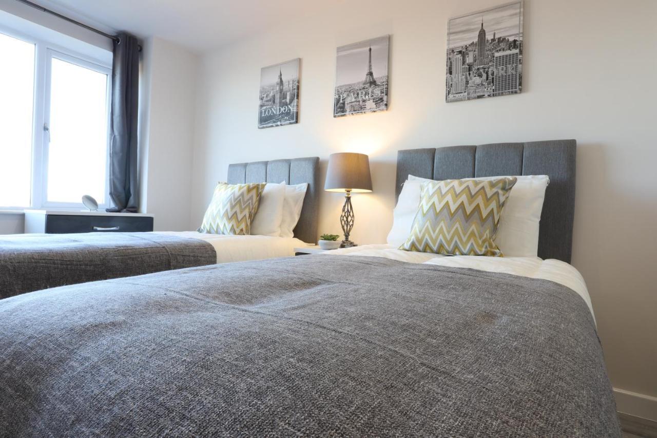 Necairport Interchange Shortstay Homebase Apartment