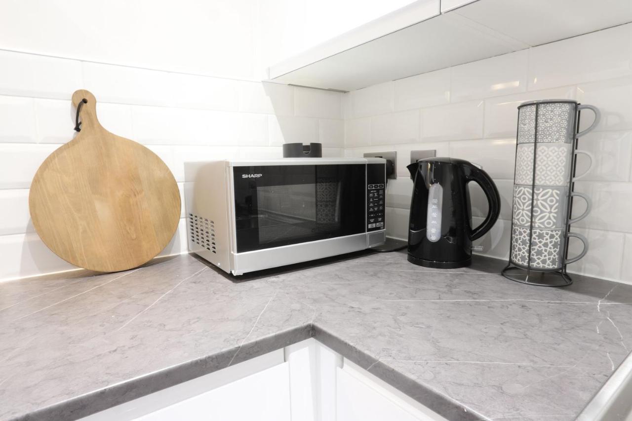Apartment Necairport Interchange Shortstay Homebase