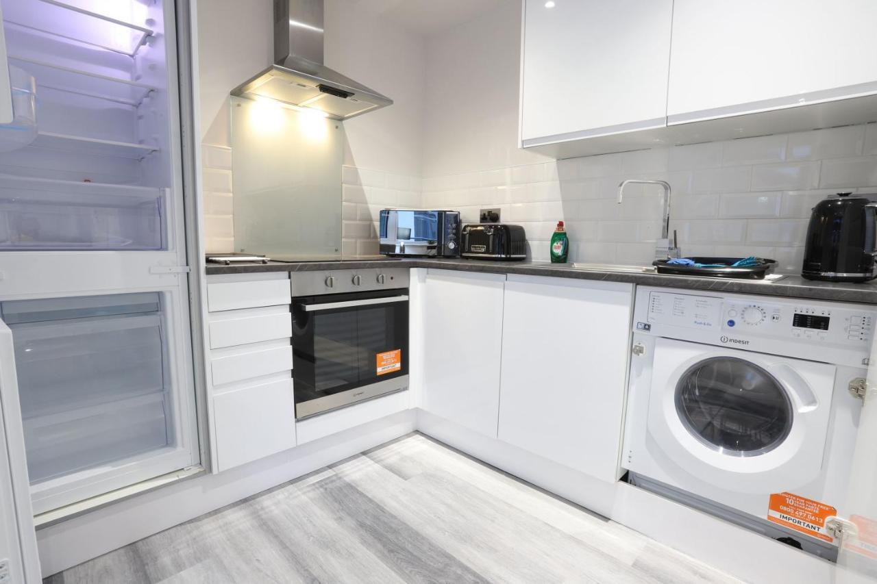 Apartment Necairport Interchange Shortstay Homebase *