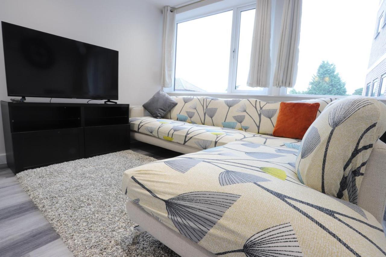Necairport Interchange Shortstay Homebase Apartment *