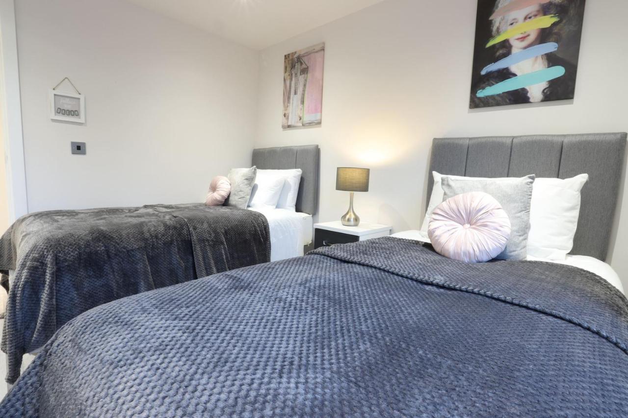 Necairport Interchange Shortstay Homebase Birmingham