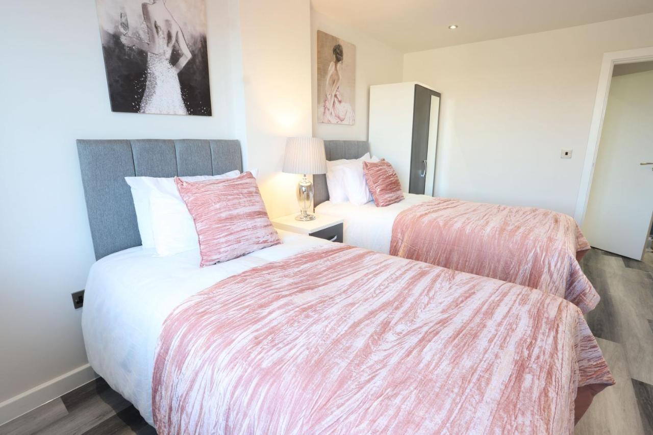Necairport Interchange Shortstay Homebase Apartment *