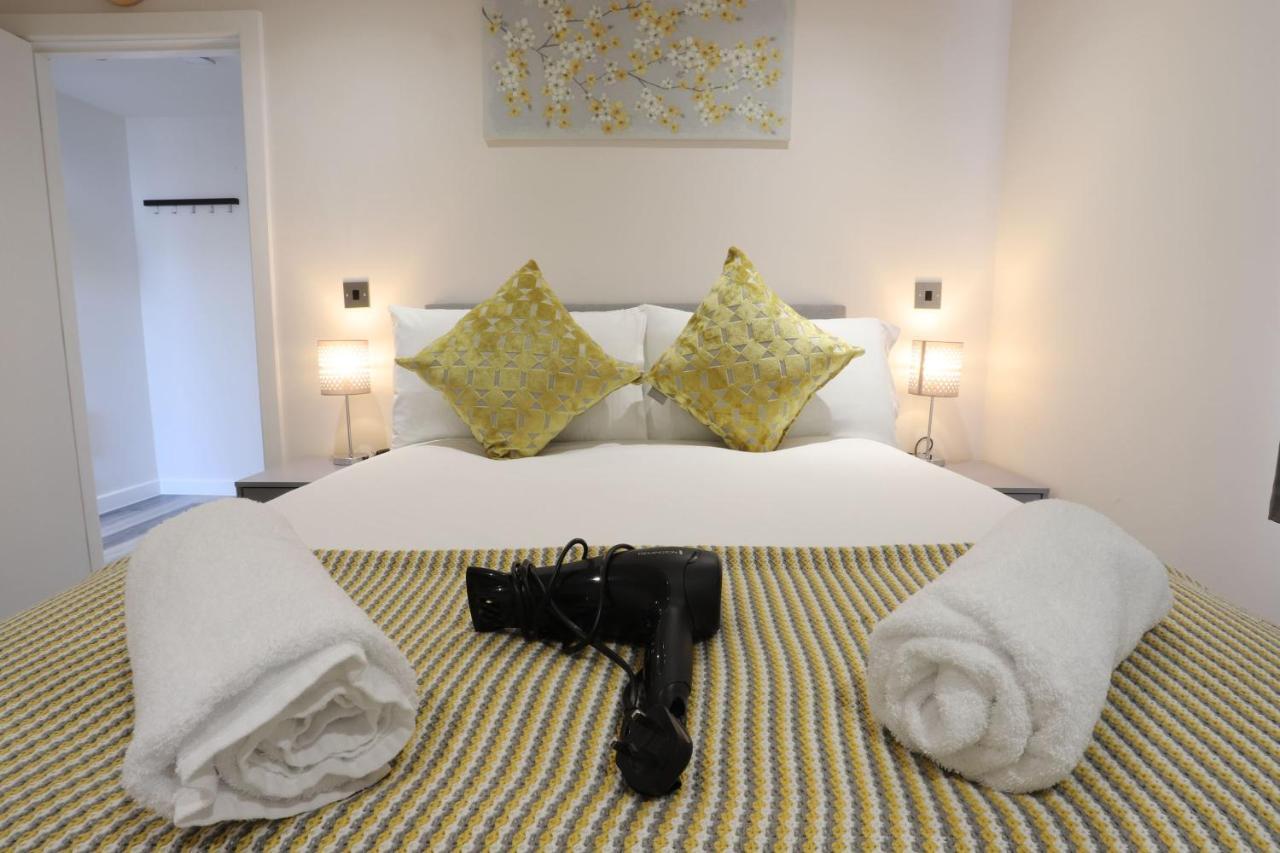 Necairport Interchange Shortstay Homebase Apartment