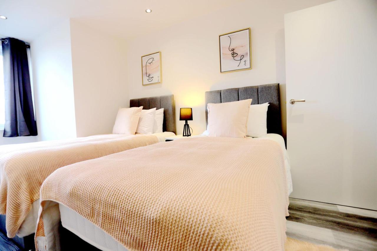 Necairport Interchange Shortstay Homebase Apartment *
